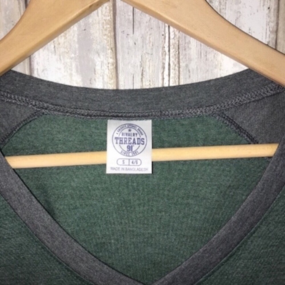 Oregon Ducks Raglan Tee Women’s Small 3/4 Sleeve Green Gray NCAA Shirt - Picture 4 of 4